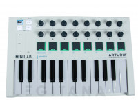 arturia-universal-midi-controller_61e6fab7a77c1.jpg