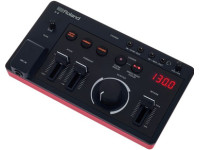 Processadores para vocalistas <b>Roland E-4 VOICE TWEAKER</b> Auto-Pitch + Vocoder + Looper AIRA COMPACT