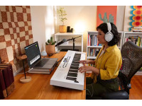 <b>Roland GO:KEYS 5 WHITE Teclado Portátil Piano Sintetizador Arranger 1.154 Sons 203 Ritmos ZEN-Core Ritmos Z-STYLE Gratis BEST-SELLER</b>