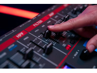 <b>Roland JUNO-X Sintetizador Polifónico Programável com porta USB e Bluetooth BEST-SELLER</b><b>Roland JUNO-X Sintetizador Polifónico Programável com porta USB e Bluetooth BEST-SELLER</b>