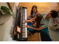 broland-rp107-bkx-com-banco-piano-roland-rpb-100bk-e-auscultadores-roland-rh-5-b_683dc539db48c.jpg