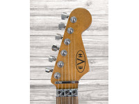 evh-striped-frankie-red-white-black_6336b9be5ac75.jpg