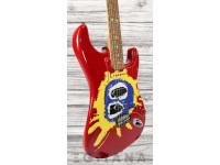 fender-30th-anniversary-screamadelica-pau-ferro-fingerboard-custom-graphic_637e4d59c0af0.jpg