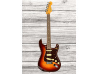 fender-anniv-am-pro-ii-strat-rw-cm_66754f808ffa1.jpg