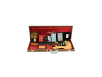 fender-custom-shop-limited-edition-62-stratocaster-journeyman-relic-aged-natural_66bf5f1ec92a9.jpg