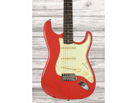 Fender Custom Shop Limited Edition 63 Stratocaster Journeyman Relic - Aged Fiesta Red - Cuerpo: Aliso de 2 piezas, M&aacute;stil: Arce flameado 3A, Perfil del mástil: 10/56 en 