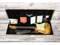 fender-custom-shop-ltd-60-stratocaster-super-heavy-relic-super-faded-aged-3-color-sunburst-sparkle_646c798e9b2ee.jpg