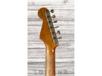 fender-limited-edition-roasted-61-super-heavy-relic-flat-lam-rosewood-fingerboard-aged-3-color-sunburst_63d7d48527a71.jpg