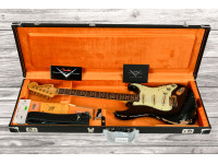 fender-michael-landau-signature-1968-stratocaster-round-laminated-rosewood-black_679bba7c73927.jpg