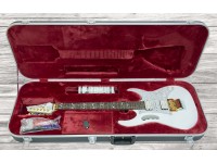 ibanez-steve-vai-signature-jem7v-white_5ecbf158e0fb6.jpg