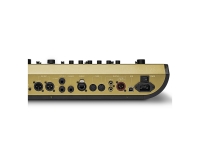 line6-helix-gold-guitar-processor_5dea1f68de41c.jpg