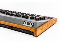 moog-one-16_5bc4bba6c9f7b.jpg