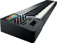 Roland A-88 MKII - <>Roland A-88 MKII 88-Key Piano Weighted Premium MIDI 2.0 Keyboard, Teclado de acción de martillo estándar Roland PHA-4 de 88 notas con escape y marfil sintético, Construcción de materiales premium...