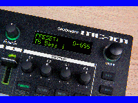 roland-mc-101_5f89569d53139.gif