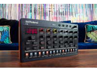 roland-t-8-caixa-de-ritmos-aira-compact_64198ed94f6aa.jpg
