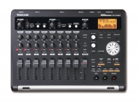 tascam-dp-03sd_5b3a0a5bcbec8.jpg